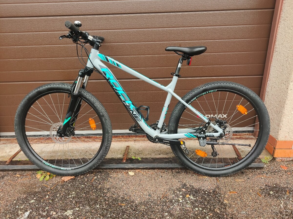 Rock Machine 27,5 dívčí, dámské horské kolo