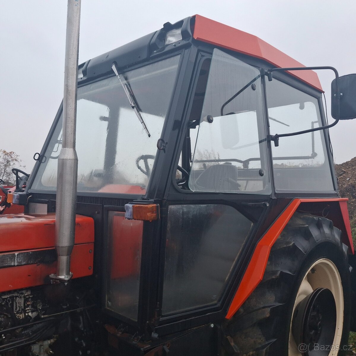 Kabina 3-jkova Zetor