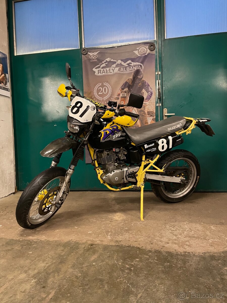 Suzuki 125DR