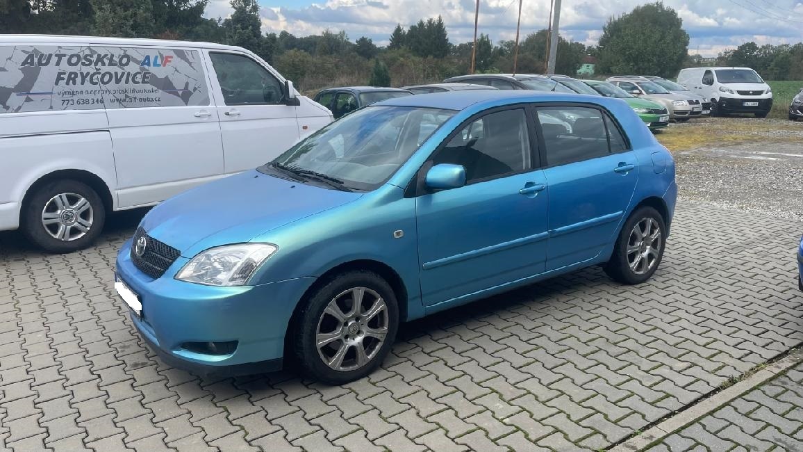 Toyota Corolla, 2.0 DIESEL 66KW // FOLIE //RV 5/2003
