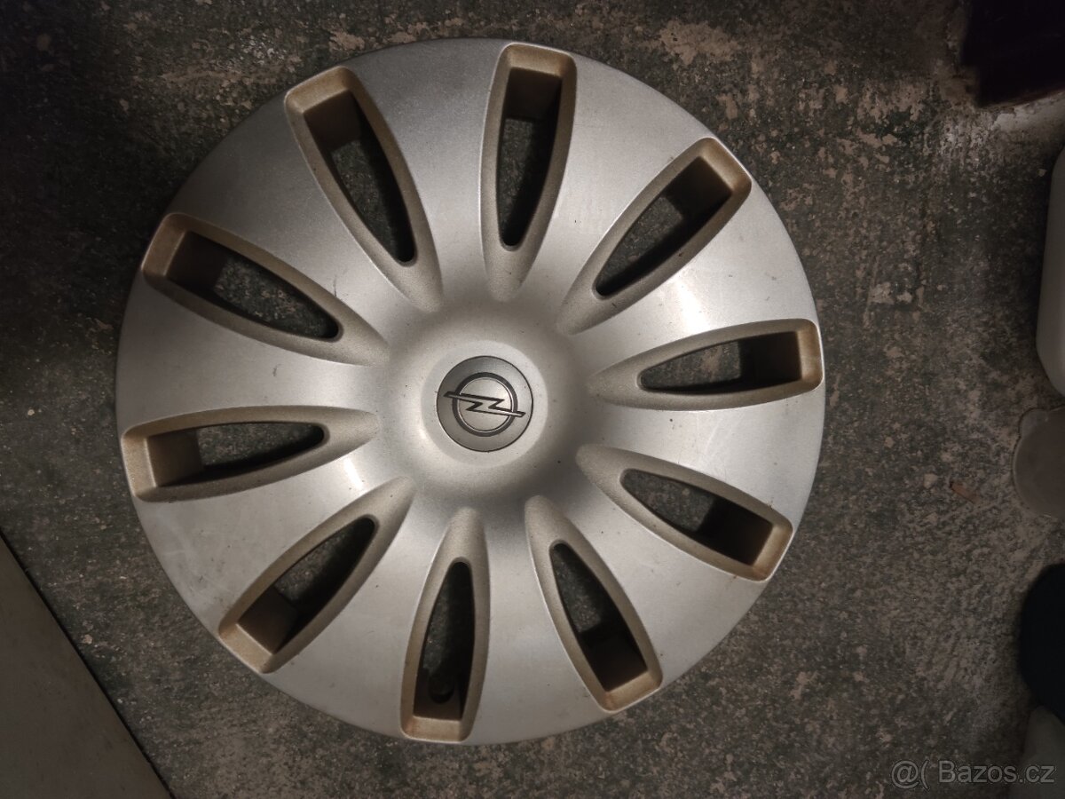 Opel Insignia R17 poklice kola 1ks