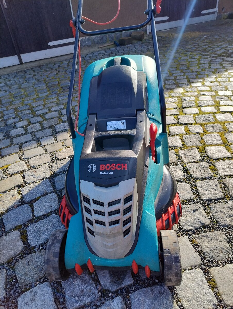 Prodám sekačku BOSCH