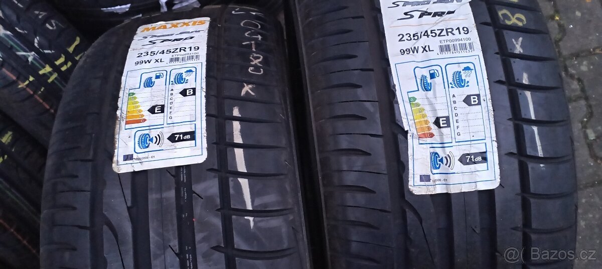 235/45 R19 nové pneu 2ks