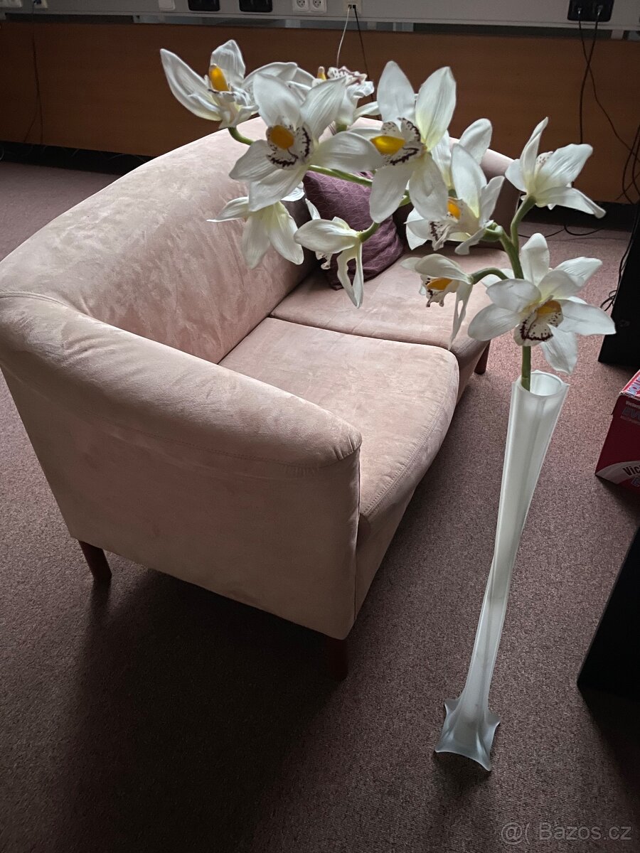 Umělá orchidej + váza sklo