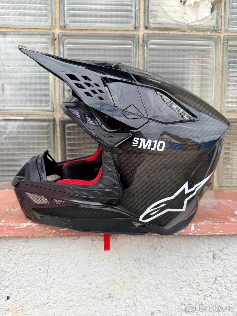 Nová přilba Alpinestars Supertech S-M10