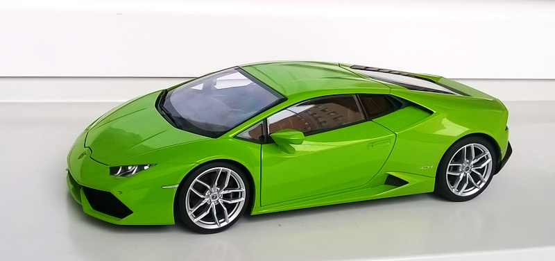 1/18 Modely