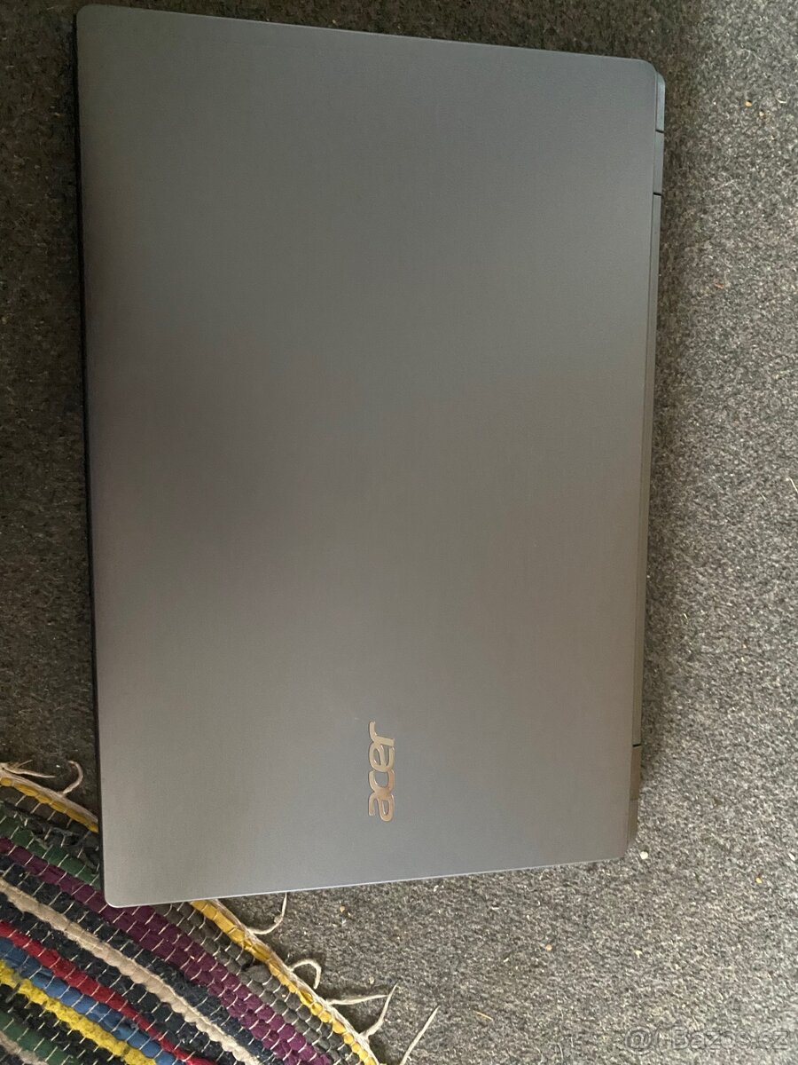 Prodám notebook značky acer