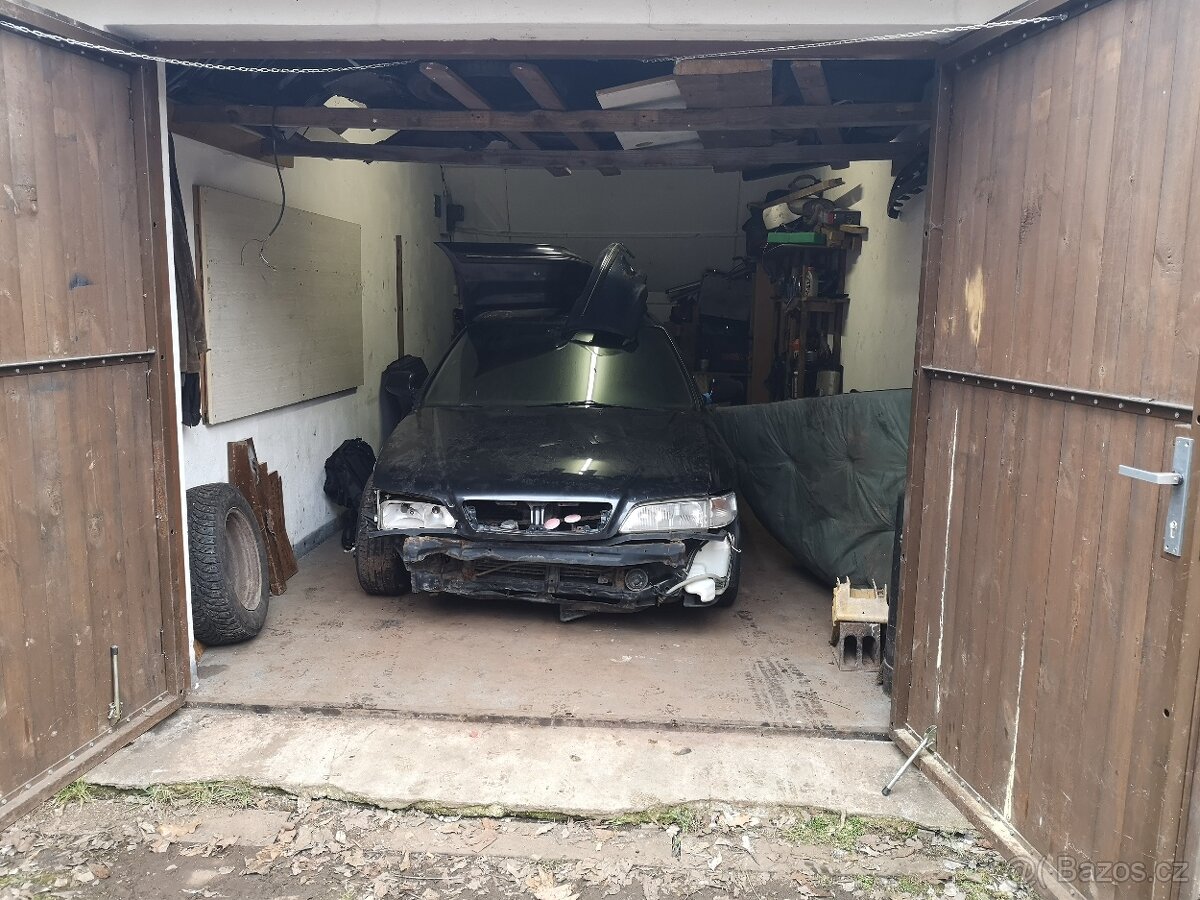 Honda accord 2.2 vtec rv1996 110 kw