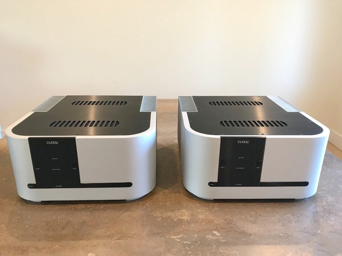 Classe CA-M400 monobloky, 400W/8Ohm