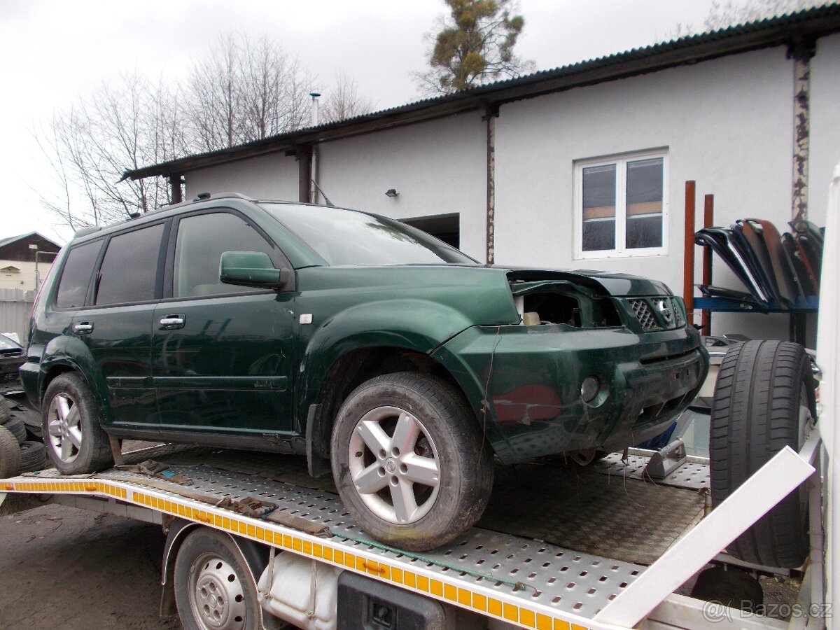Nissan X-trail 2.5 i