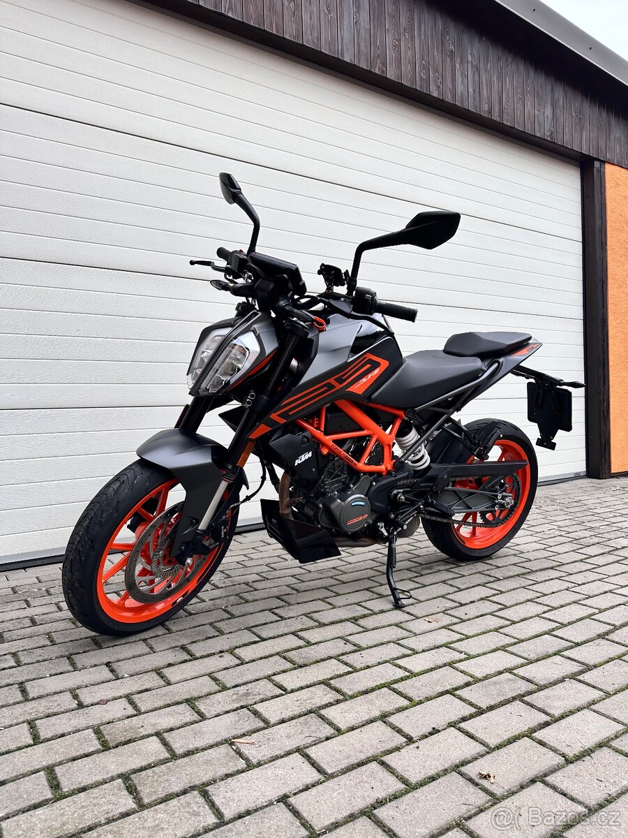 KTM duke 125 r. v. 2021