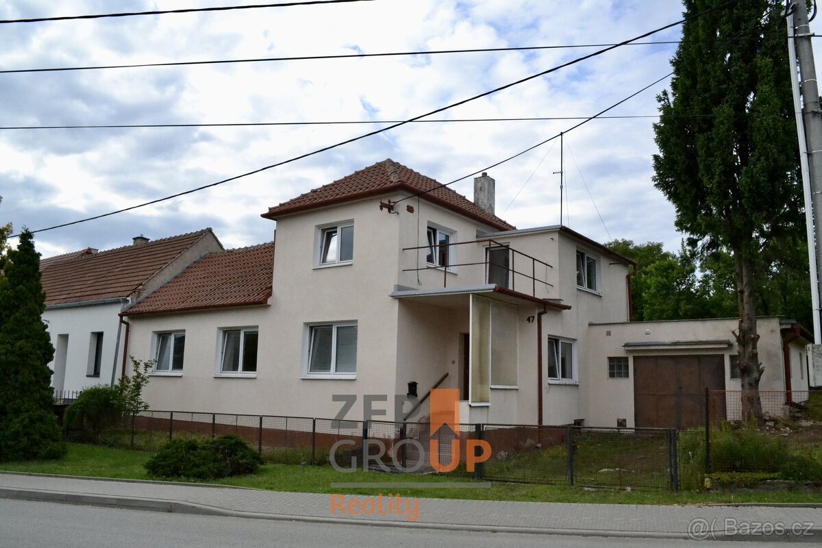 Prodej rodinného domu o rozloze 240 m2 - Újezd u Rosic