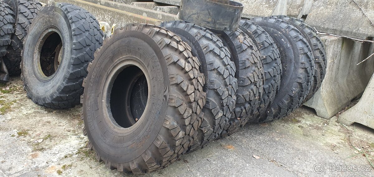 Pneu  425/85 R21 TYREX