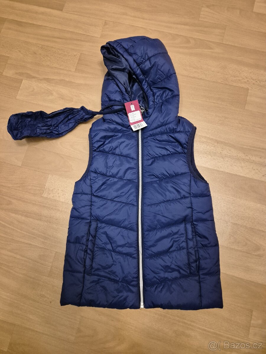 NOVÁ VESTA Lidl Papperts vel. 140