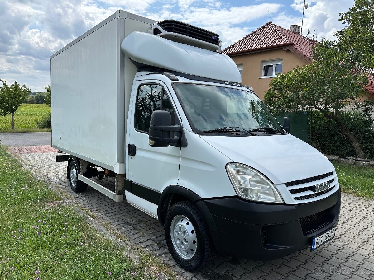 Iveco Daily 35S14. Chladírenská skříň. Do 3.5 t