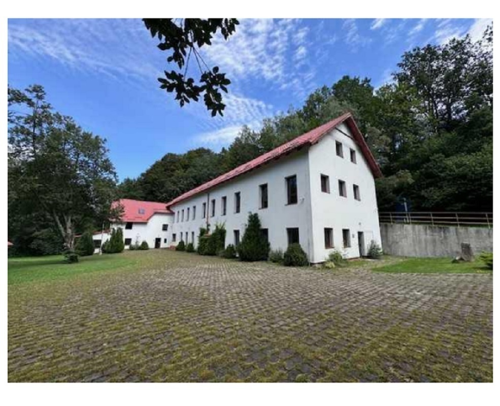 Dražba OV v Benešově nad Černou, ID 7325e 1607