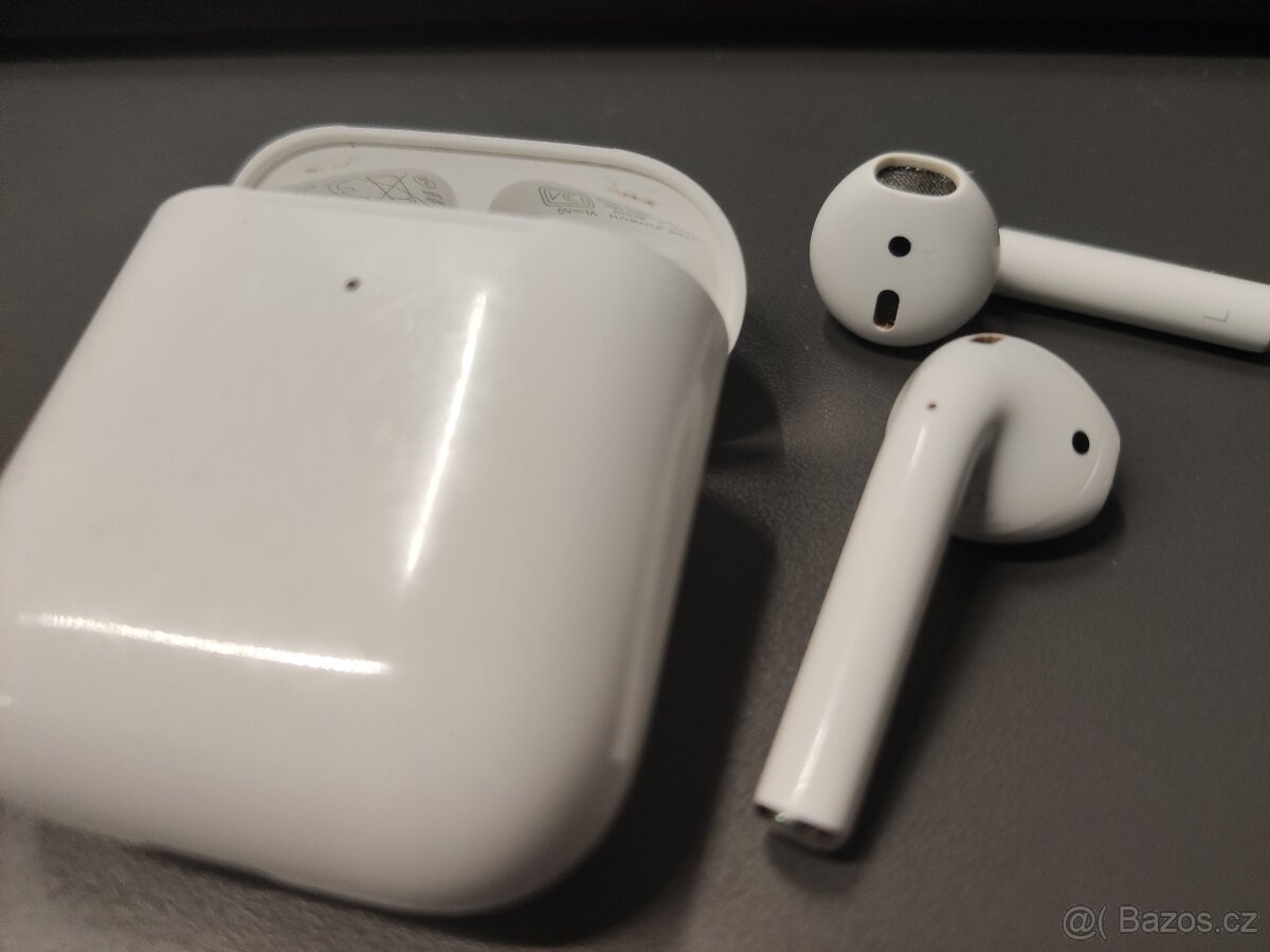 PRODÁM / VYMĚNÍM - funkční originál sluchátka Apple Ipods 2