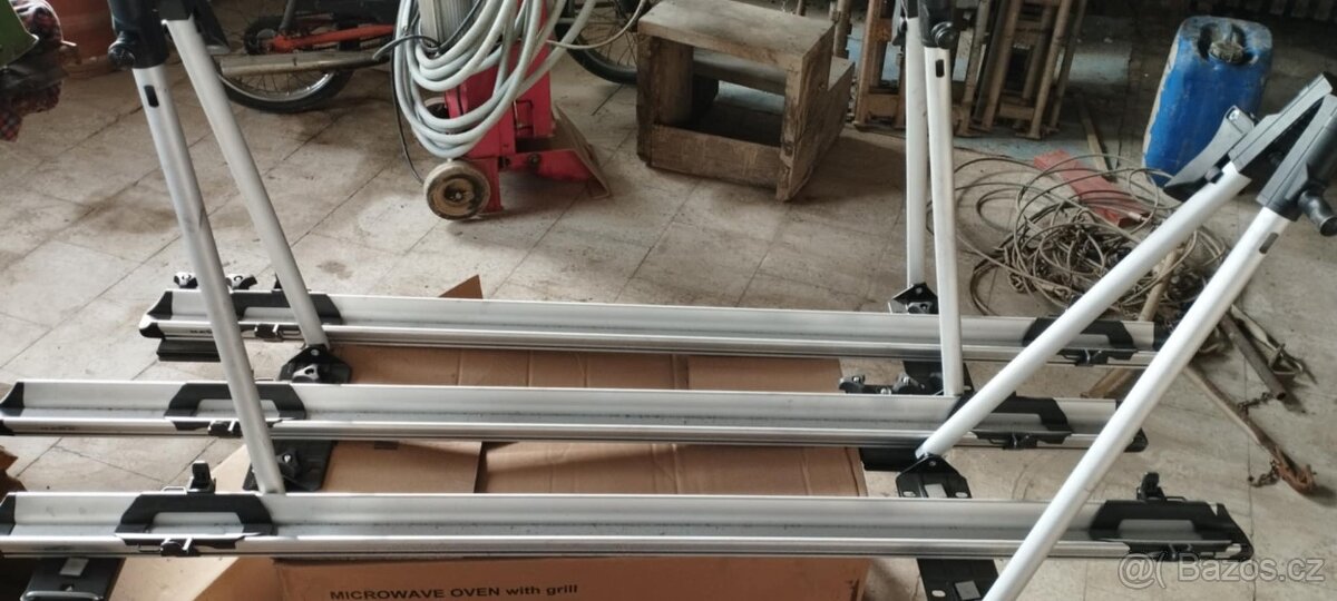 3x střešní nosič jízdních kol zn.HAKR