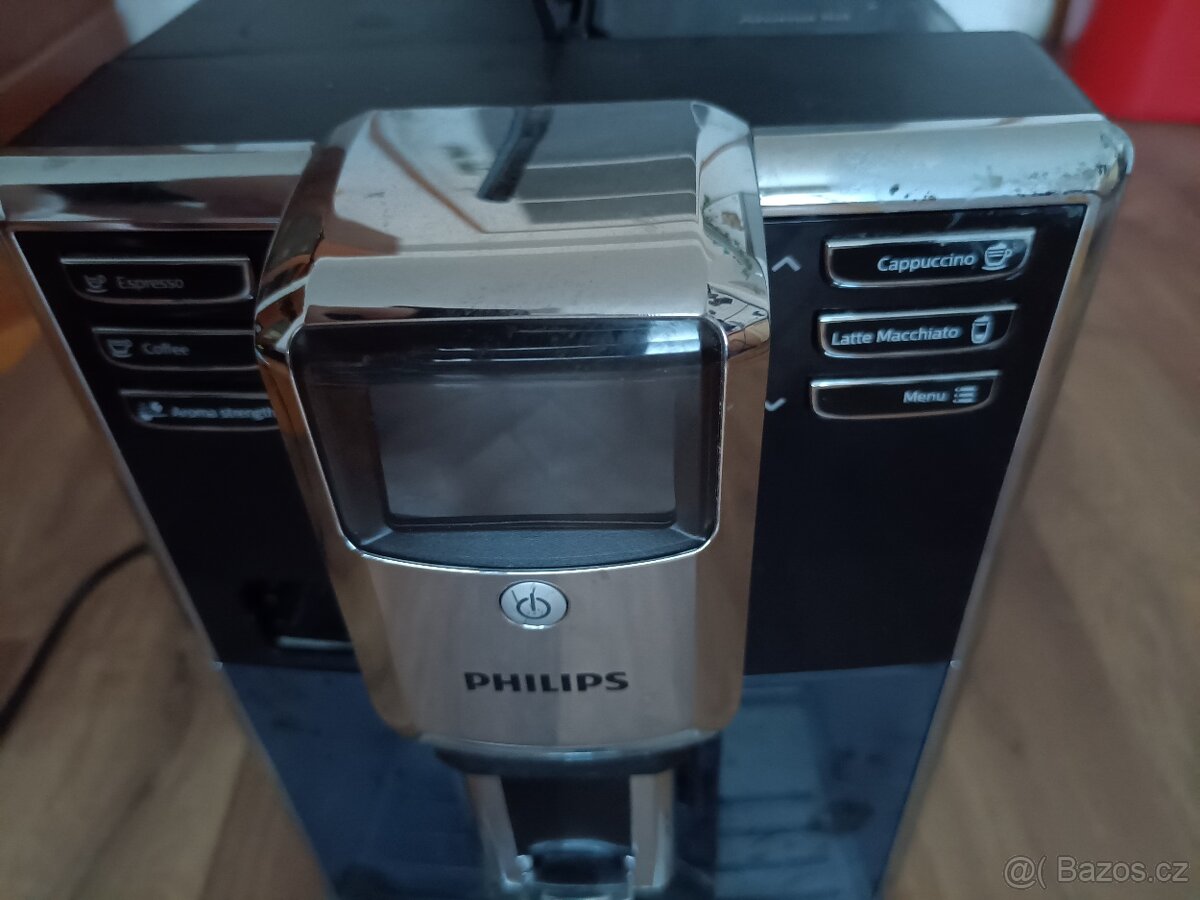Kávovar Philips series 5000