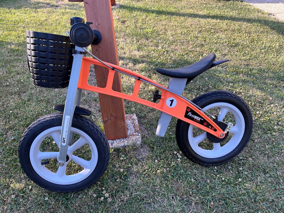 Dětské odrážedlo FirstBike TOP STAV