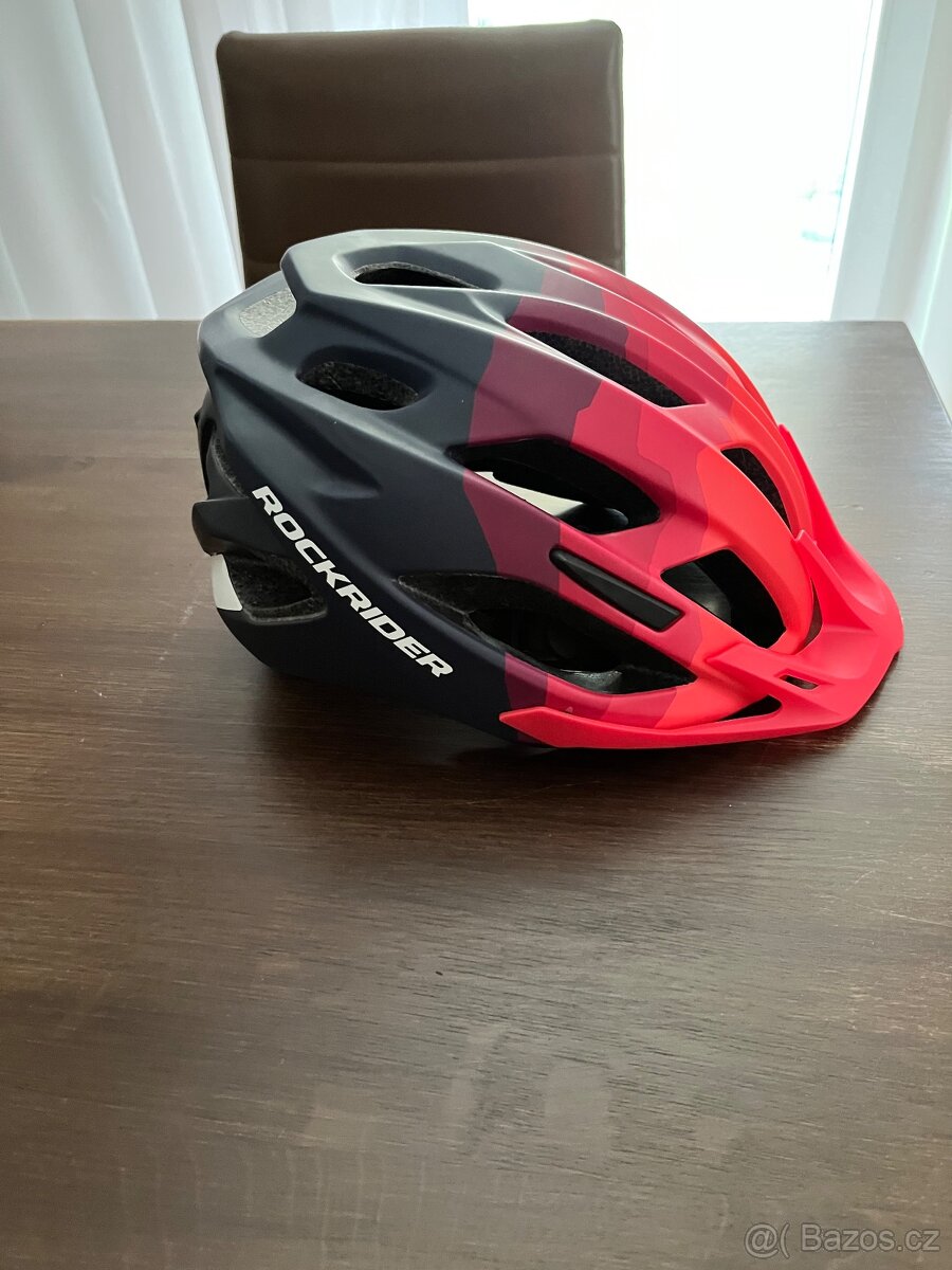 Dětská cyklistická přilba