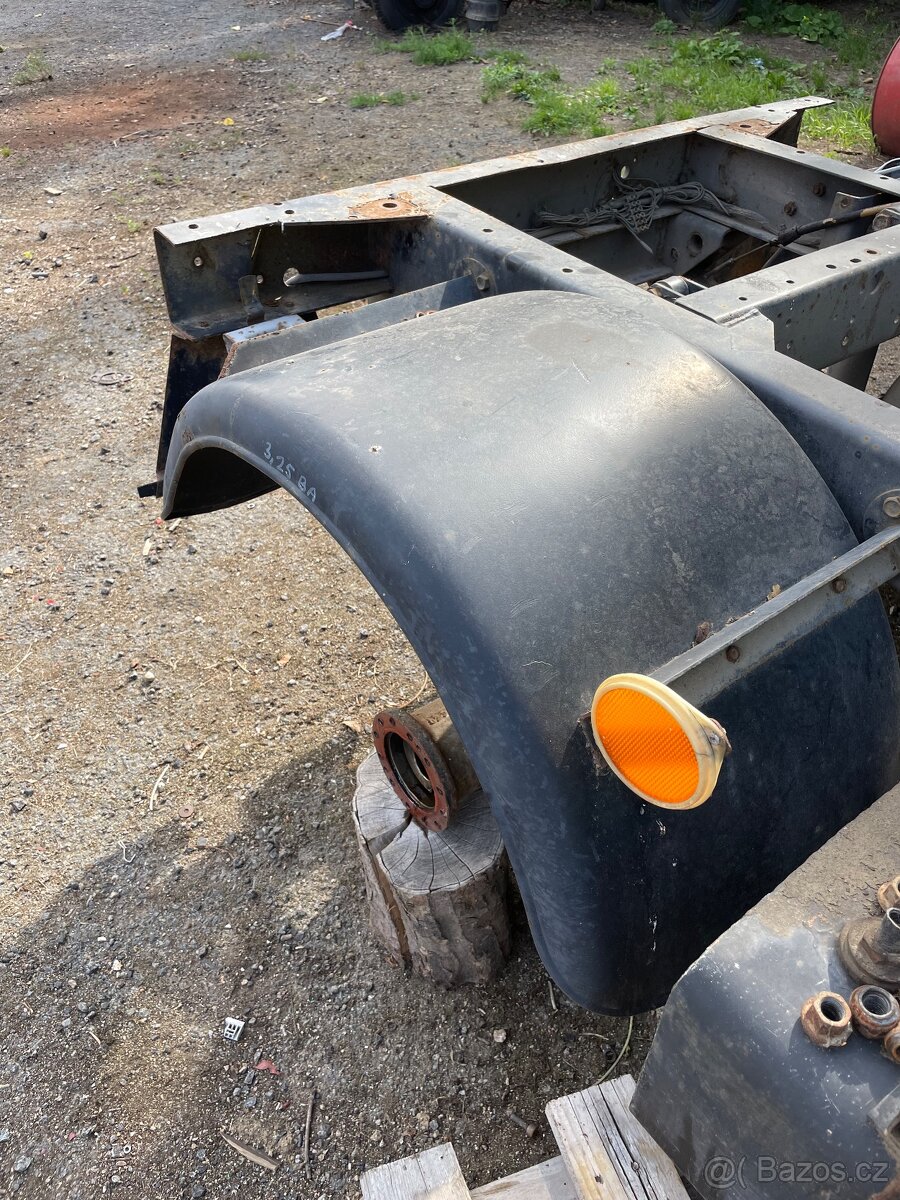 Blatníky Multicar M25