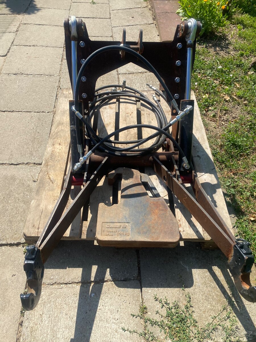 Závaží kanystrové na traktor