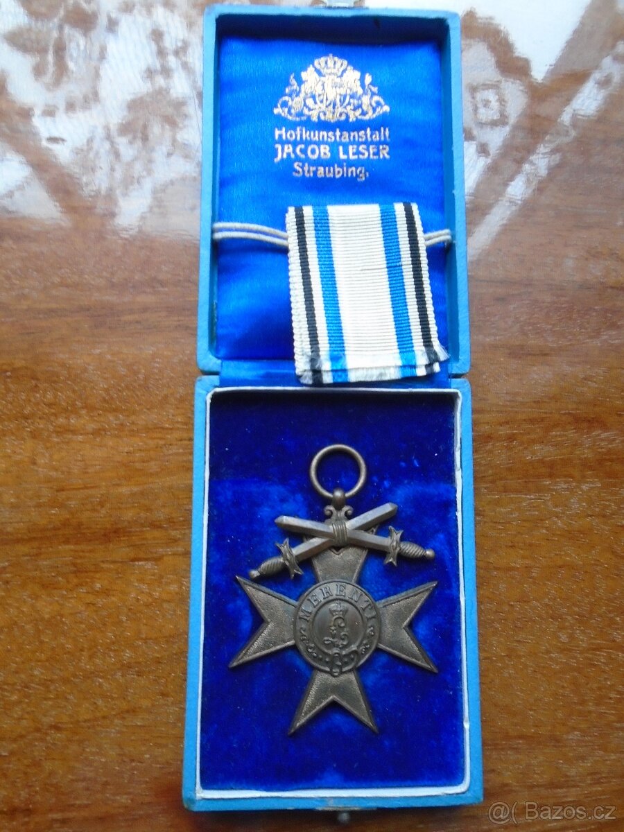 NĚMECKÉ ODZNAKY A VYZNAMENANÍ
