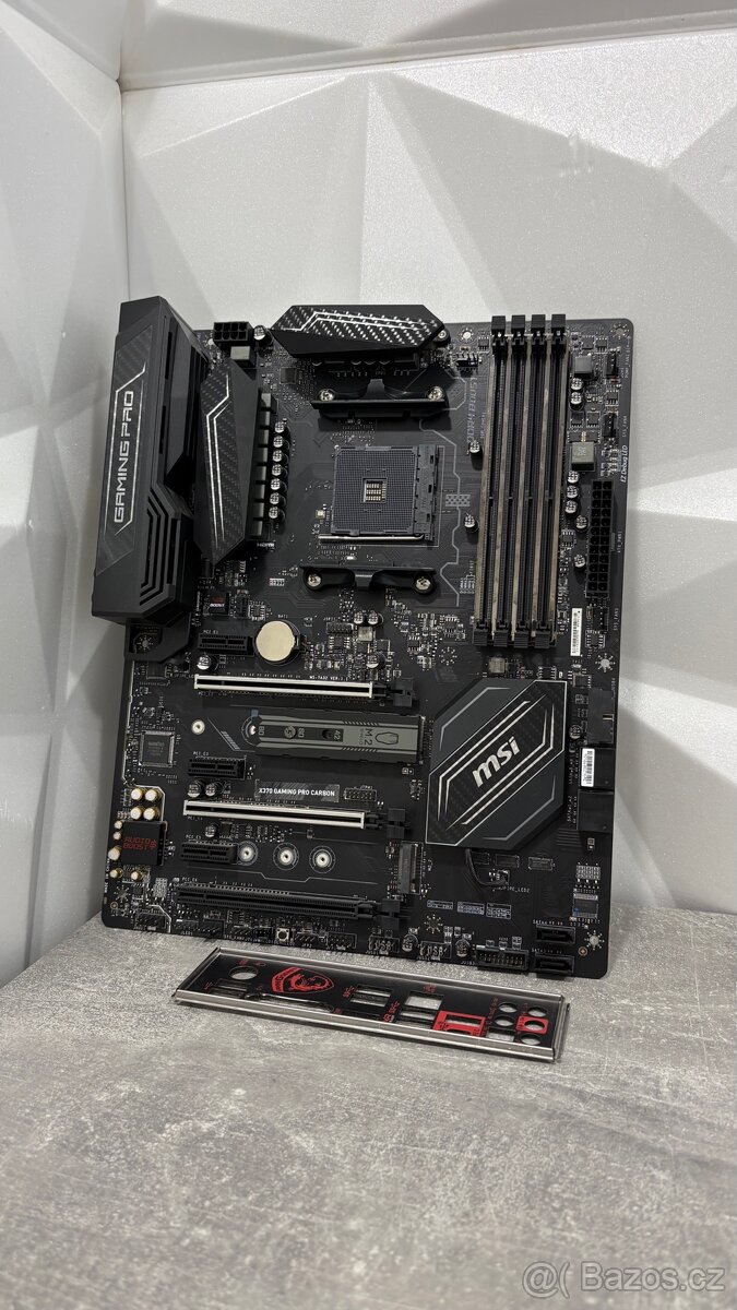 Zakladni deska AM4 MSI X370 GAMING PRO CARBONE
