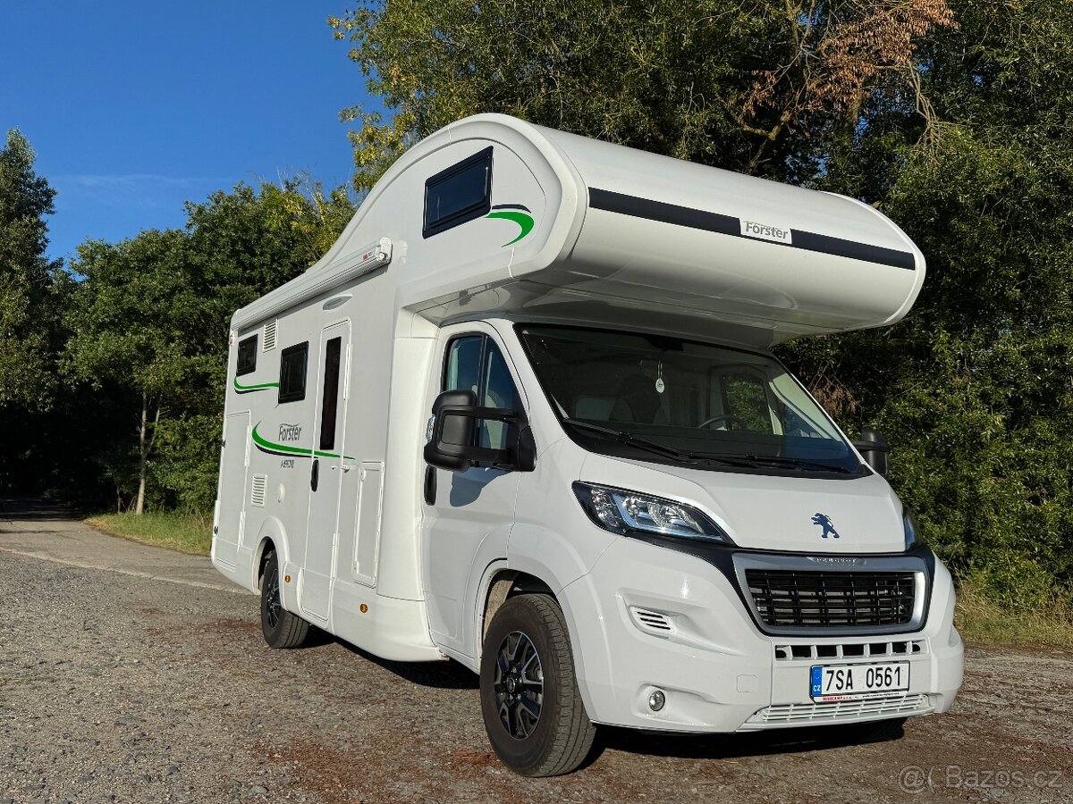 Forster A699DVB - 6míst jízda / 8 lůžek