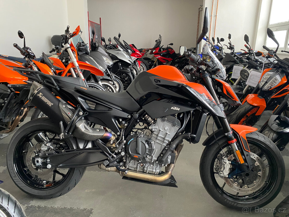 KTM 890 Duke = AKRAPOVIČ / POWERPARTS