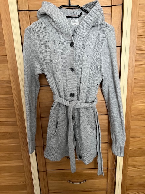 Svetr s kapucí na zapínání zn.Tommy Hilfiger, vel.M/L