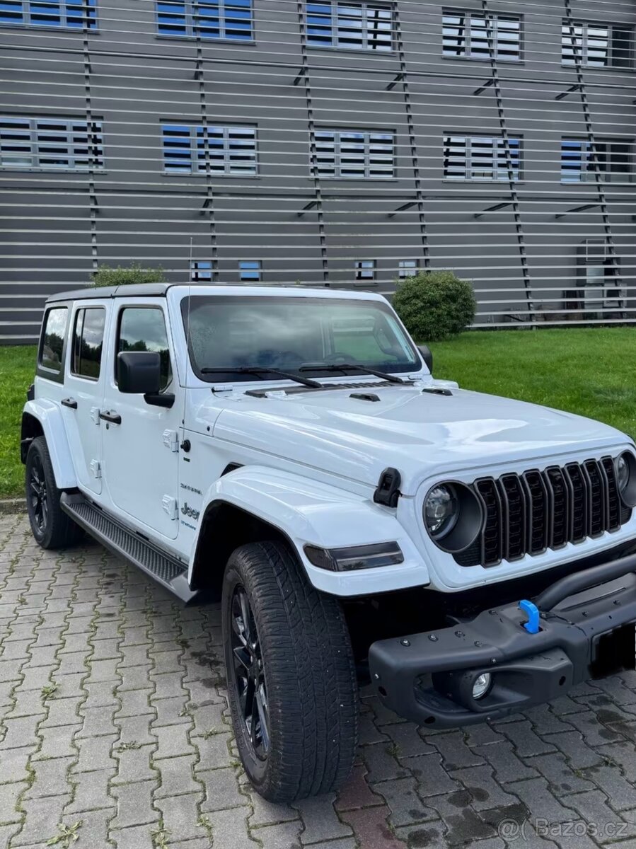 Jeep Wrangler 2.0T Unlimited  80 Sahara CZ 1majitel 22tkm