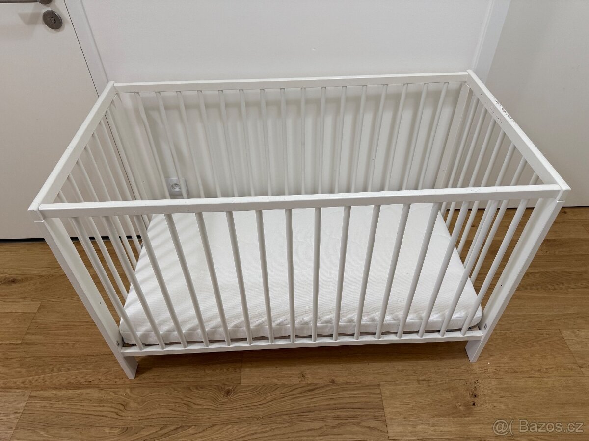 Postel pro miminka IKEA