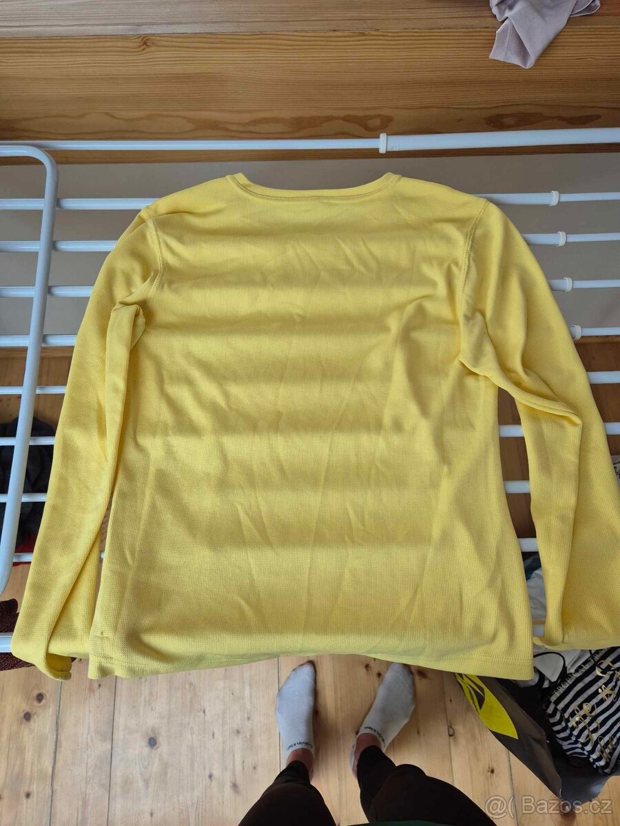 Dámské sportovní triko ve stylu Moira