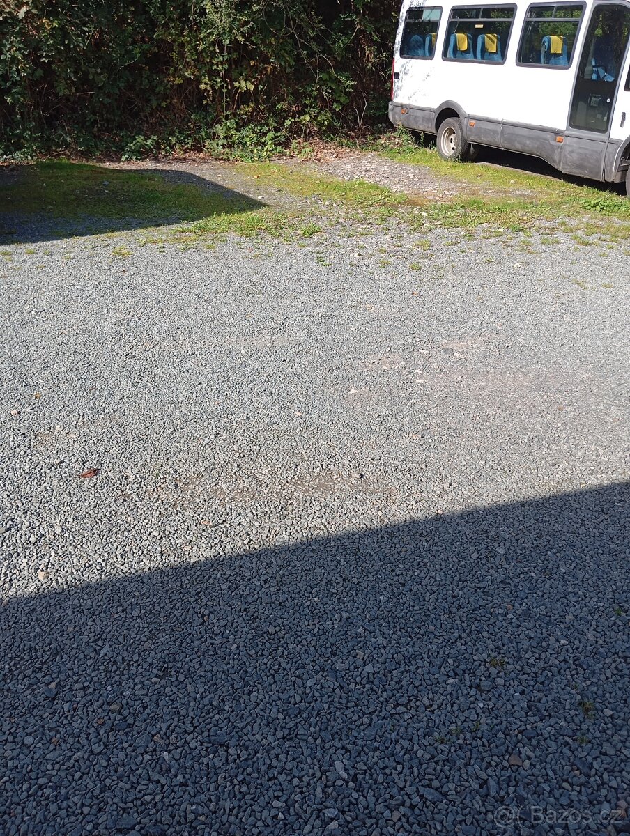 Pronájem zpevnene plochy