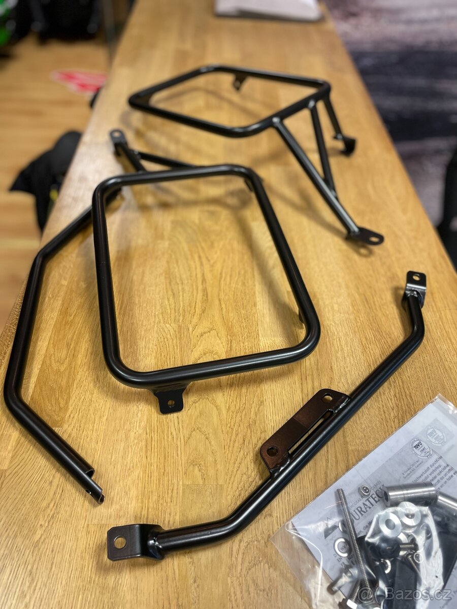 Prodám Nosiče kufrů Honda