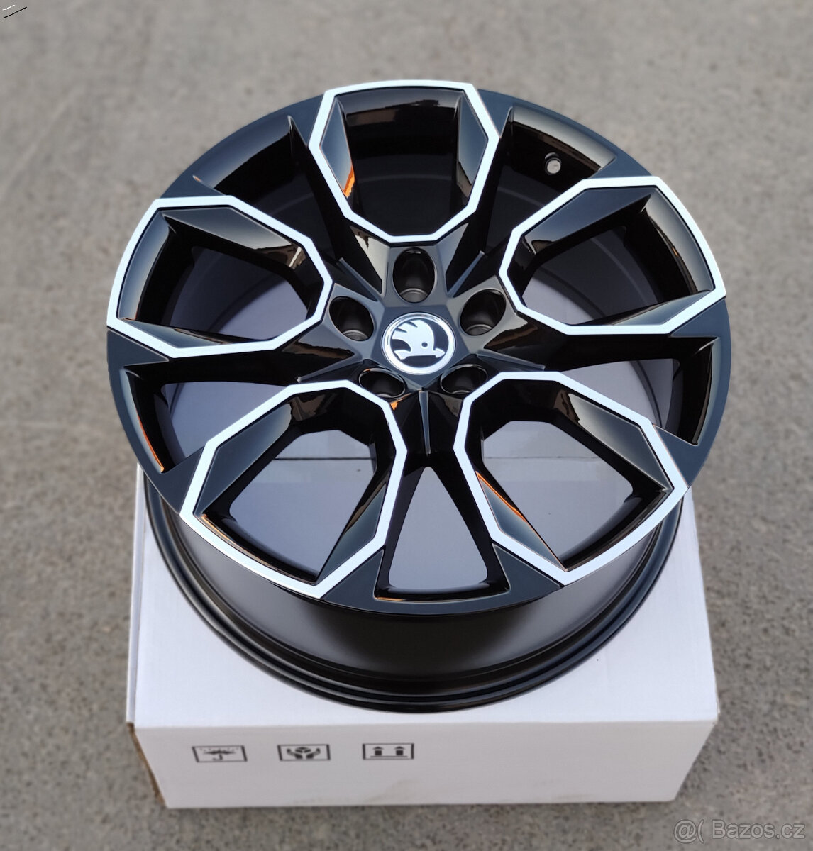 Alu kola 5x112 17 -/- 5x112 r17