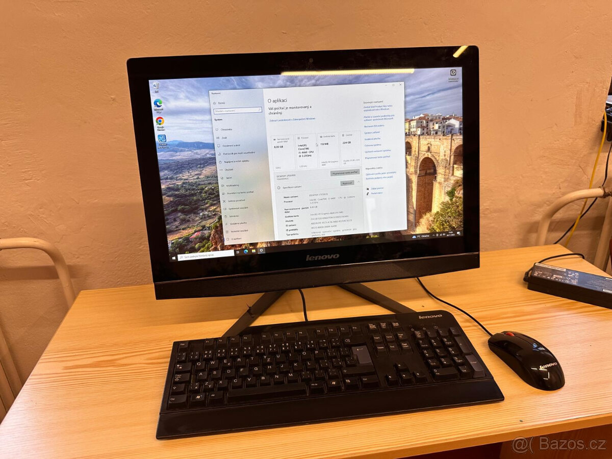 Počítač All In One Lenovo IdeaCentre AIO 300