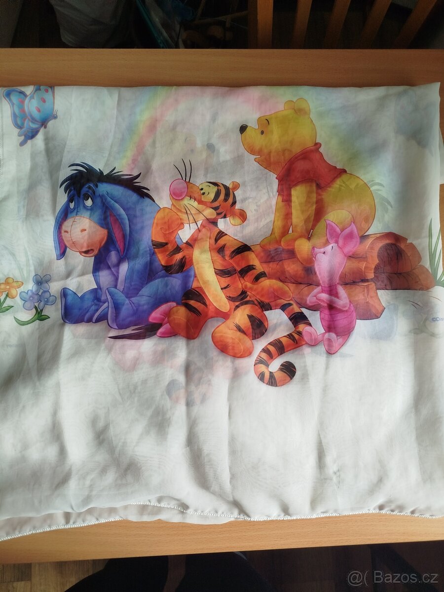 Dětská záclona s medvídkem Pú