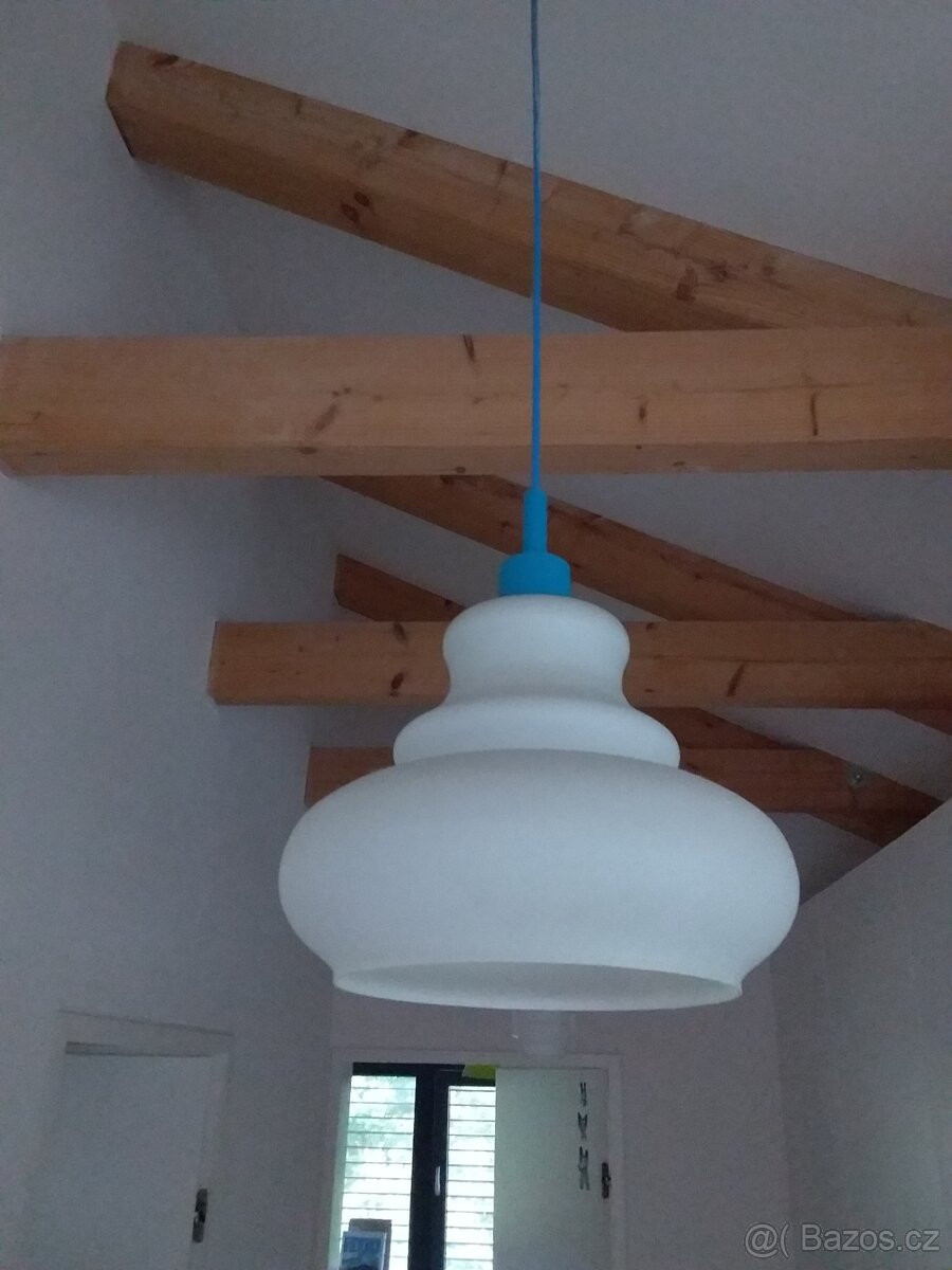 Koupim stejne stinidlo, širm, starý lustr