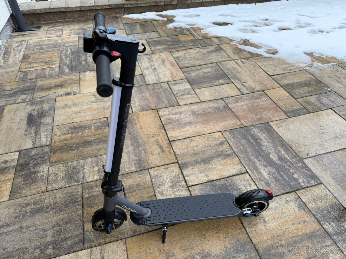 GoGEN VOYAGER LITE černá