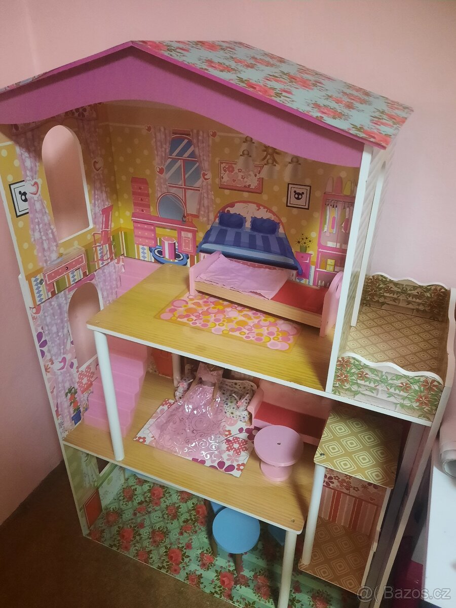 Velký dřevěný domeček Barbie - snížení ceny