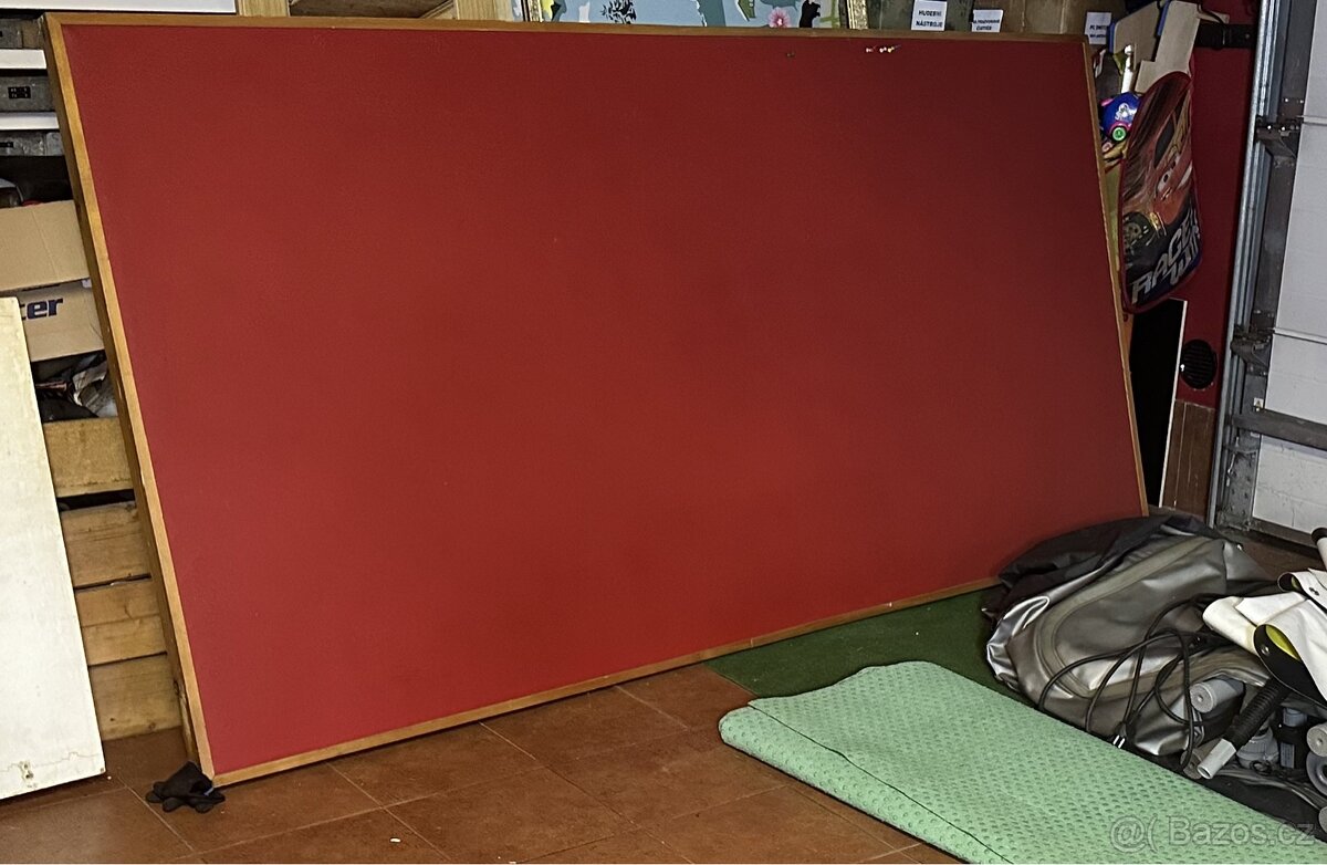 Prodam starou nástěnku