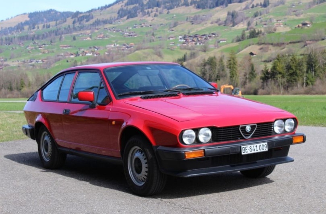 Alfa Romeo GtV 2.0