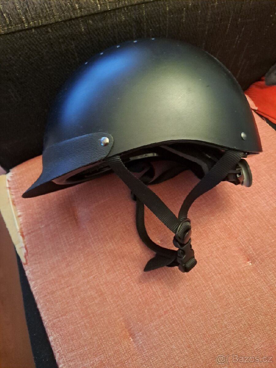 Jezdecká helma Fourganza 52-55 cm