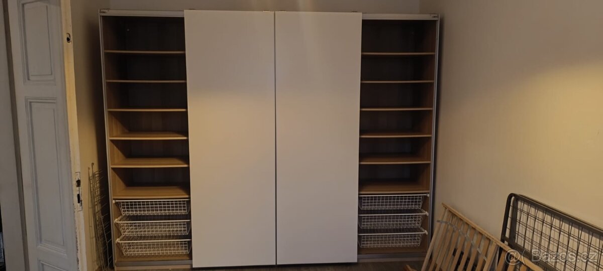 IKEA PAX