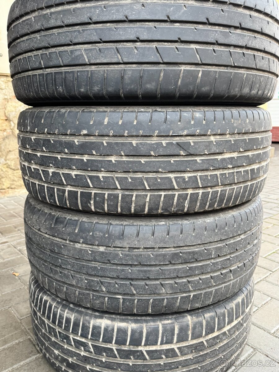 225/55/19 jeté letní Toyo 2ks