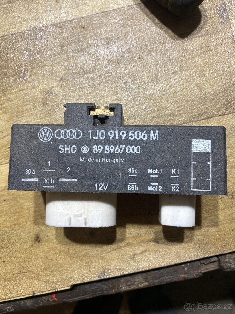 1j0919506 M