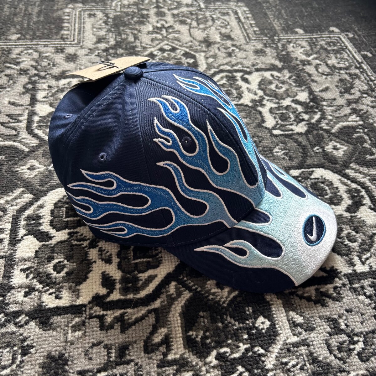 Nike Club Kšiltovka (M/L, L/XL)